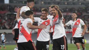 river-vs-racing-3