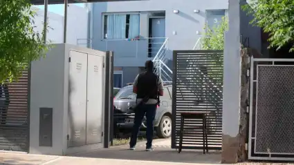 roca-allanamiento-casa-de-emiliano-gatti-foto-juan-thomes-03