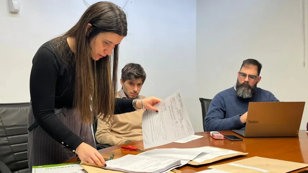 1756985034_8b3e016efdc4b6b7493e