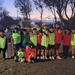 “Esto surgió de corazón”: la escuelita de fútbol que crece en Jacobacci