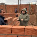 Los Menucos continúa impulsando políticas habitacionales con recursos municipales
