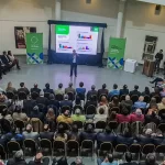 Weretilneck detalló a intendentes el plan para rutas y el Tren del Valle