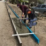 Comallo: Se puso en marcha una importante obra de cordón cuneta y veredas
